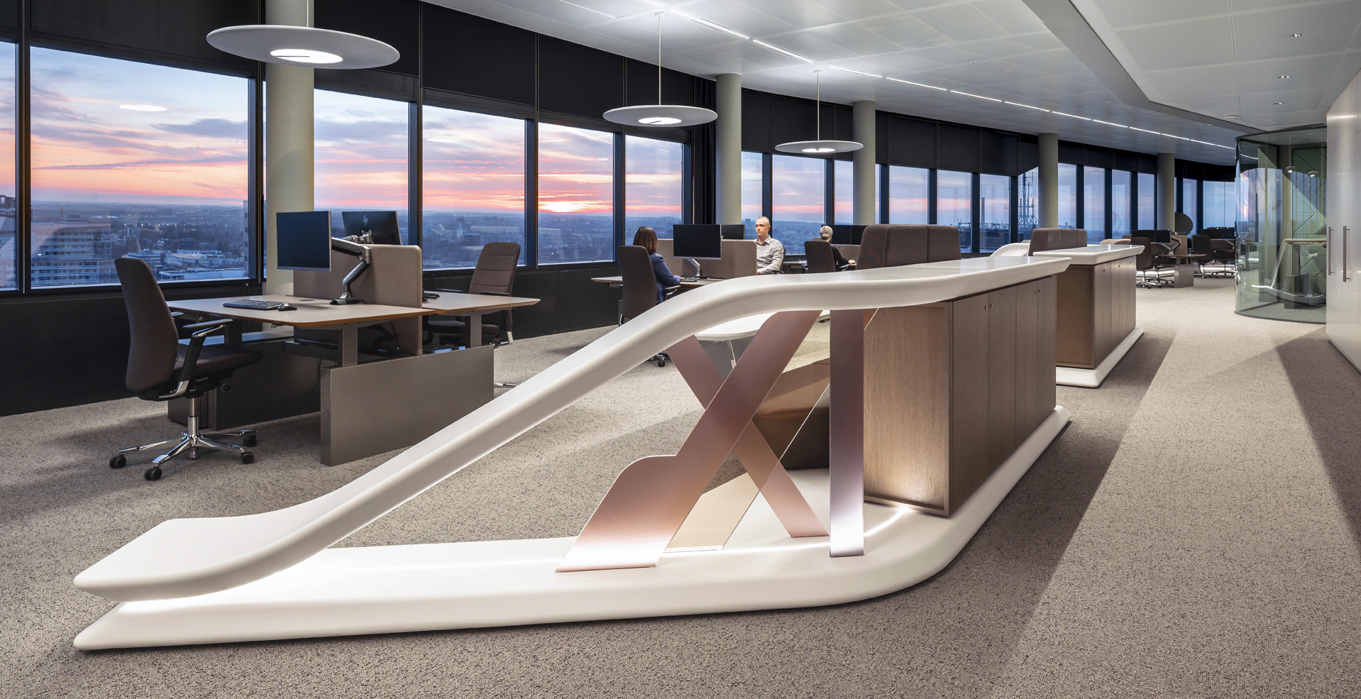 Maatwerk interieur Aalberts Industries WTC Utrecht door Smeulders Interieurgroep
