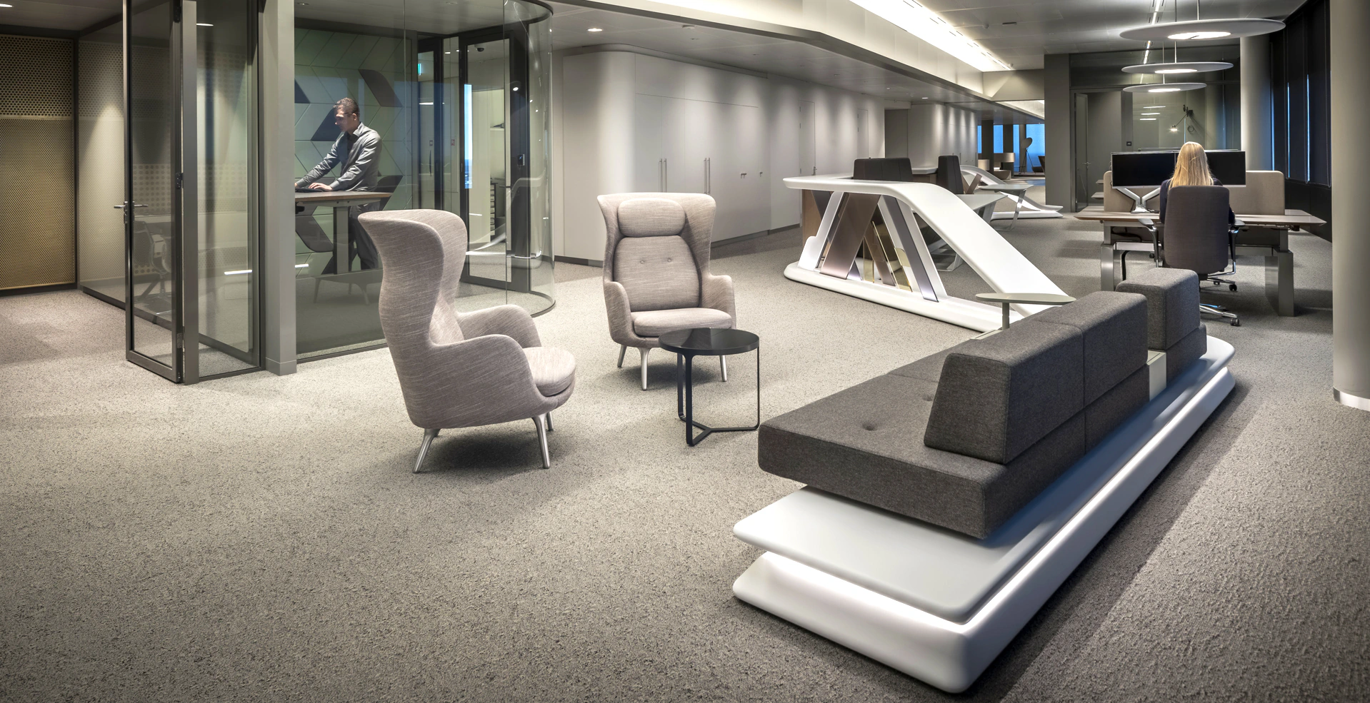 Maatwerk interieur Aalberts Industries WTC Utrecht door Smeulders Interieurgroep