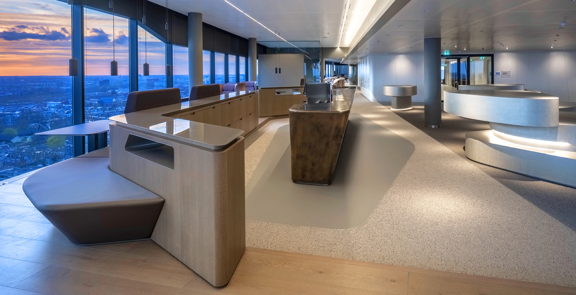 Maatwerk interieur Aalberts Industries WTC Utrecht door Smeulders Interieurgroep