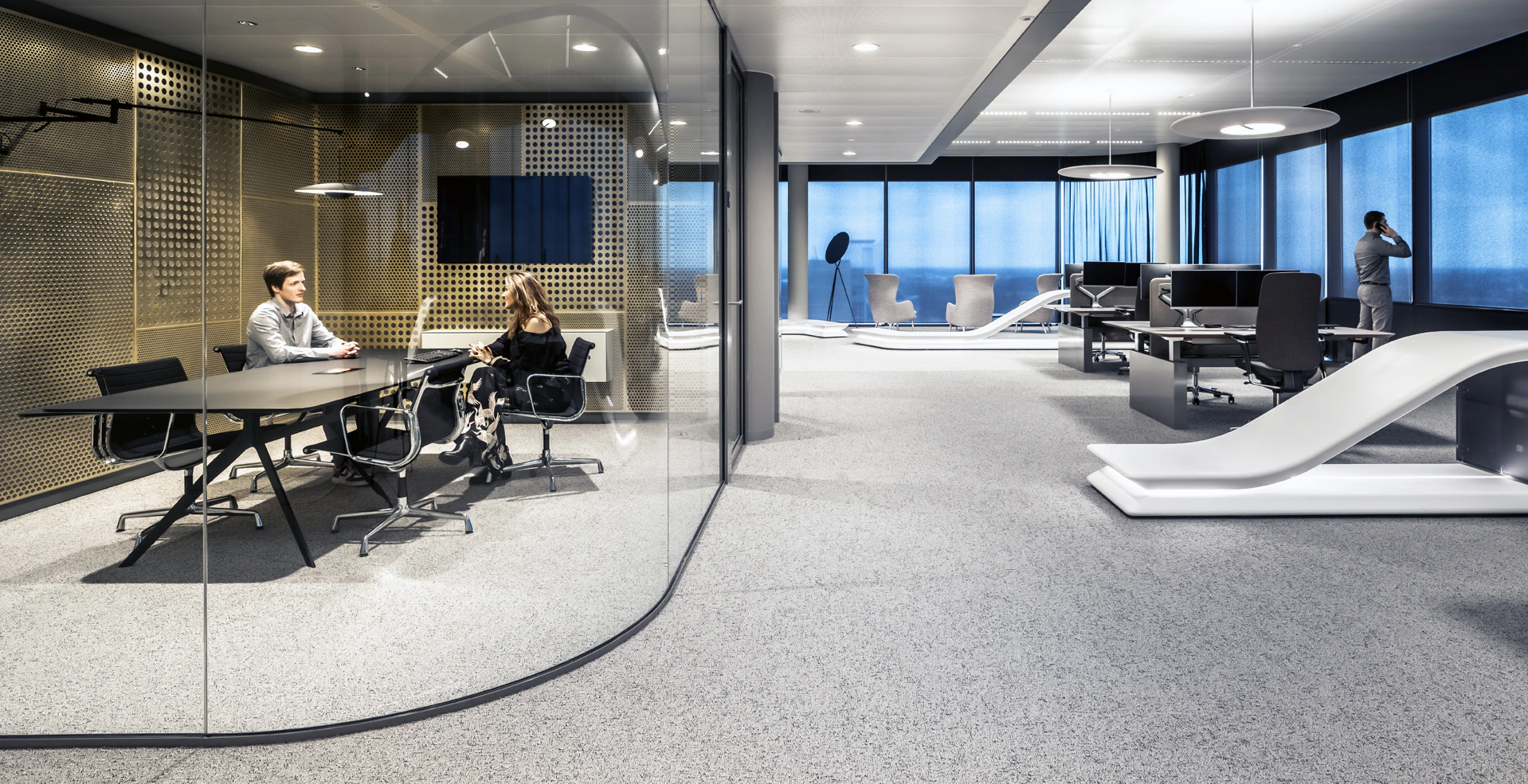 Maatwerk interieur Aalberts Industries WTC Utrecht door Smeulders Interieurgroep