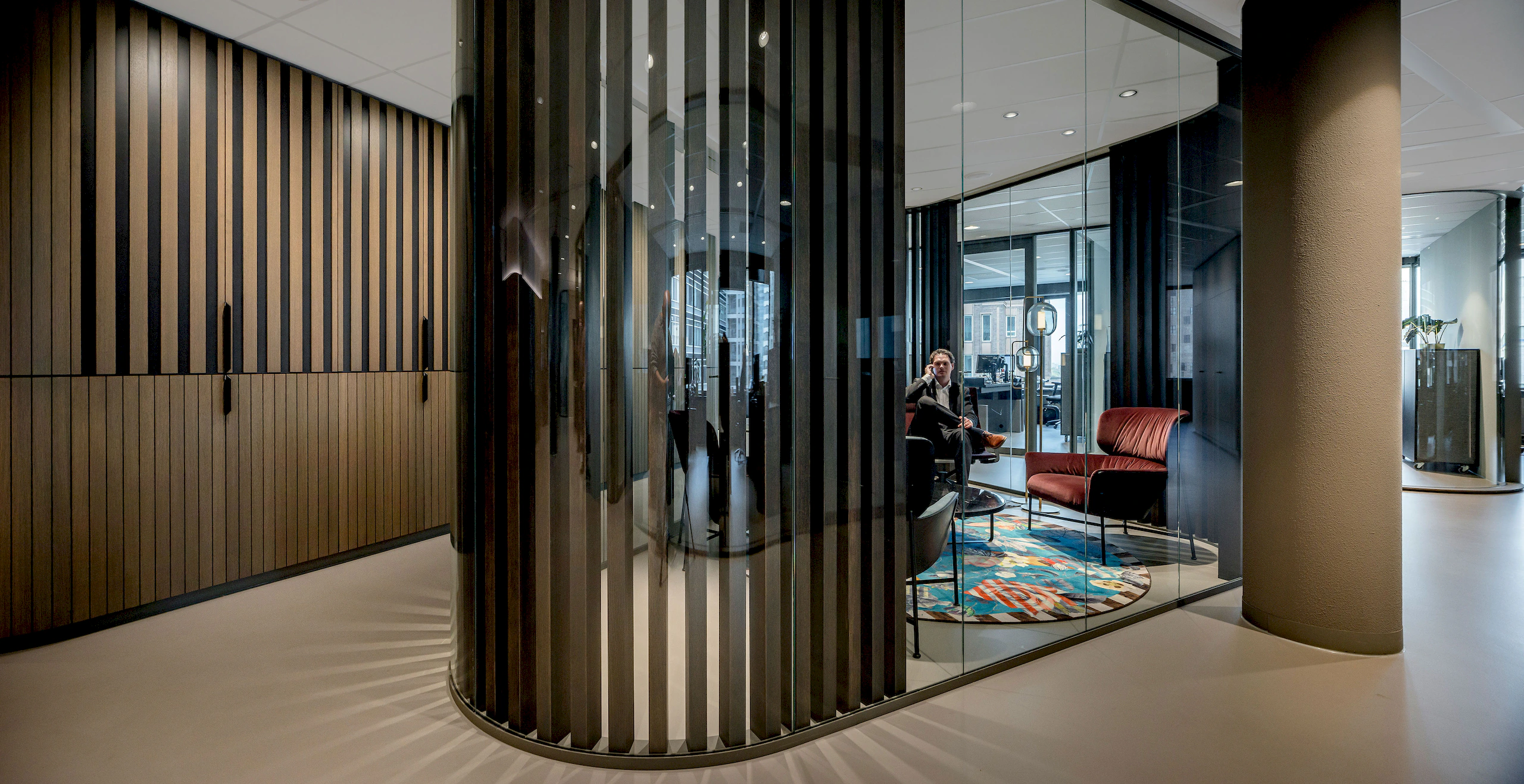 Maatwerk interieur DVDW Rotterdam door Smeulders Interieurgroep