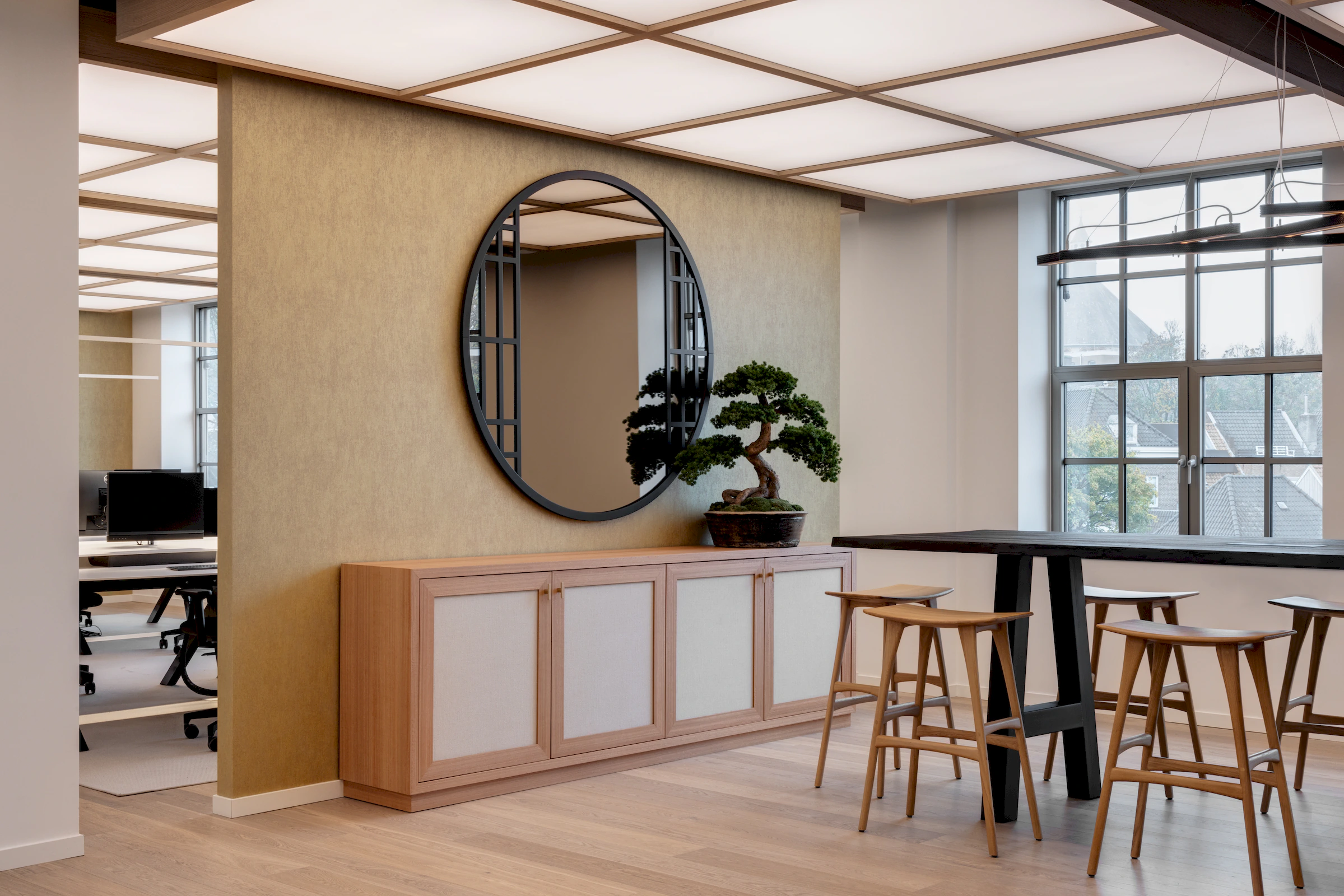 Maatwerk interieur L-Founders Of Loyalty Den Bosch door Smeulders Interieurgroep