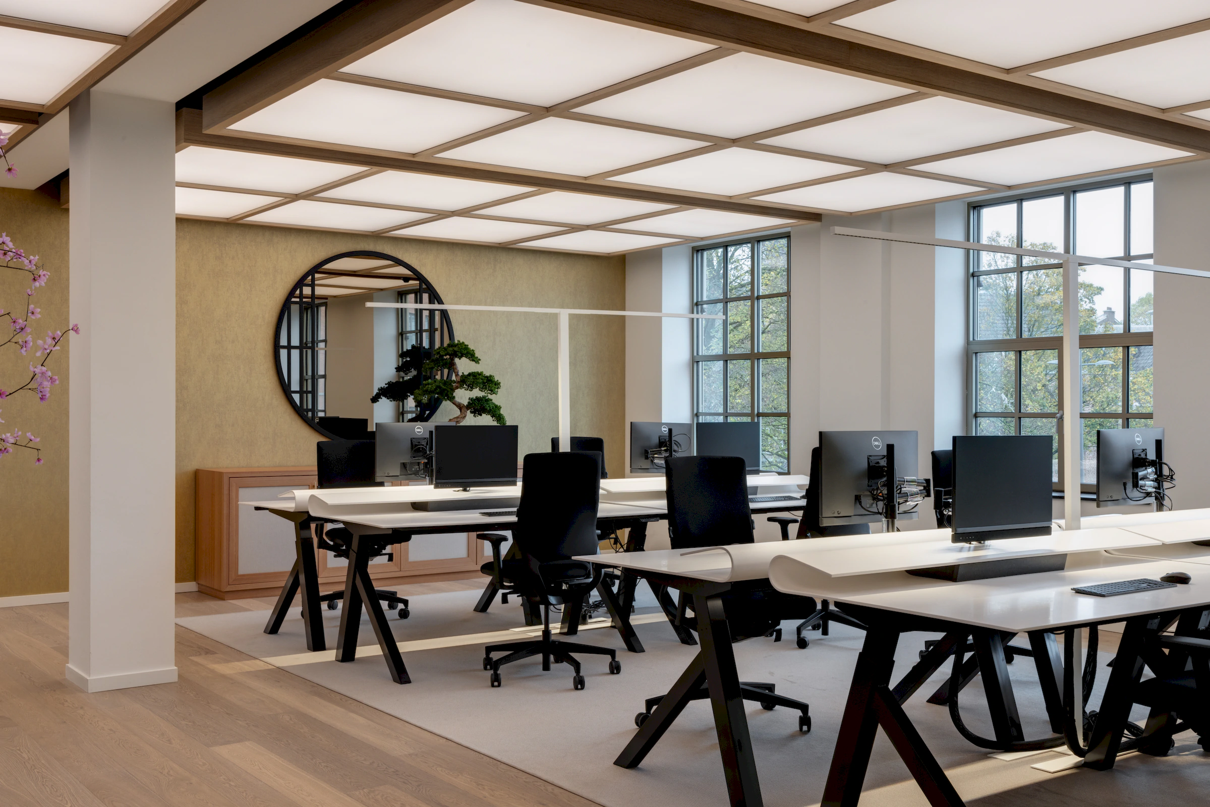 Maatwerk interieur L-Founders Of Loyalty Den Bosch door Smeulders Interieurgroep