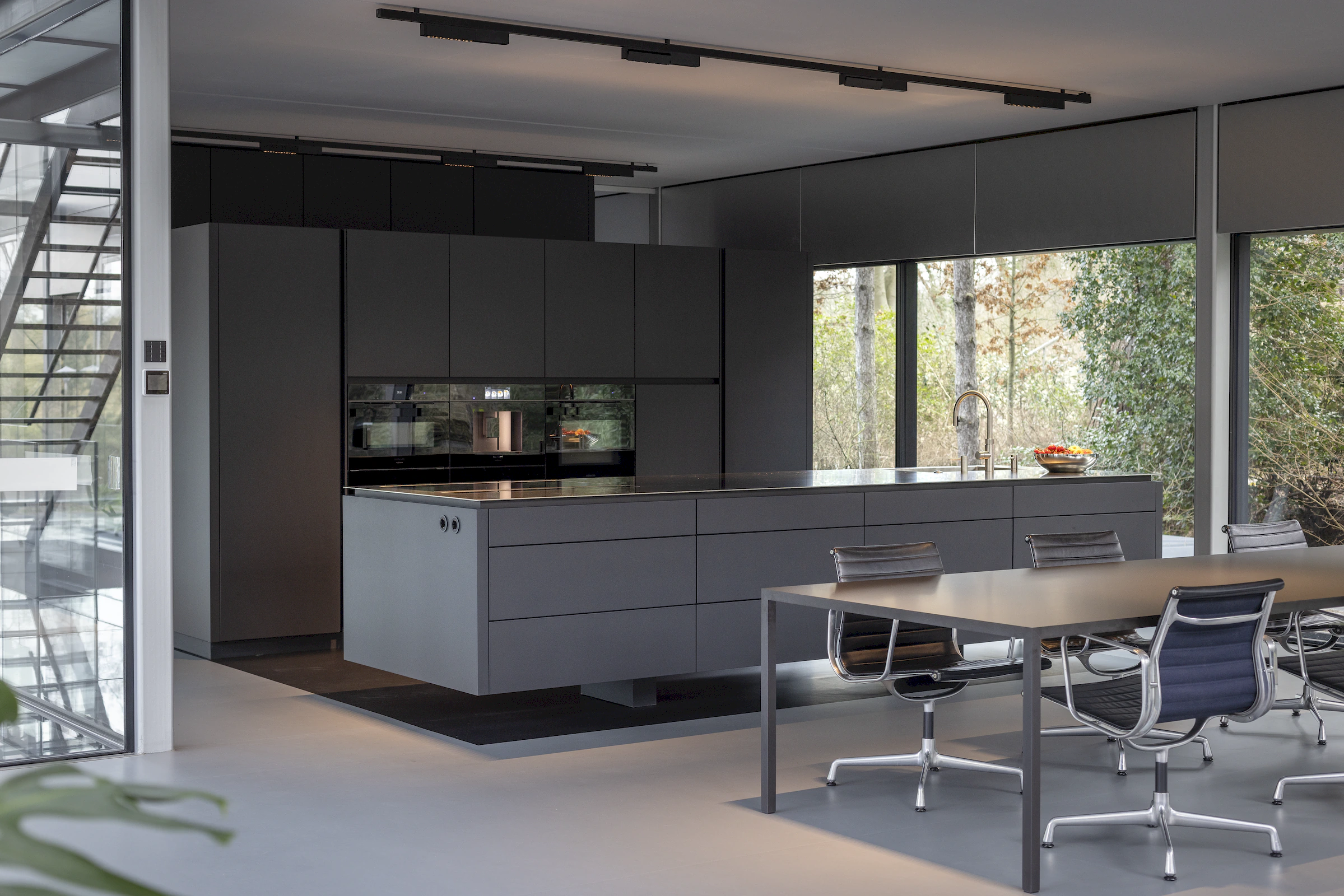 Maatwerk interieur Villa Meijendel door Smeulders Interieurgroep